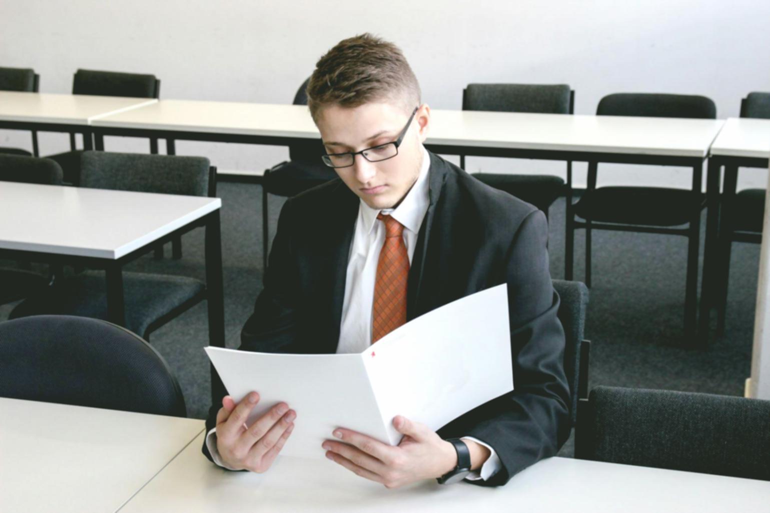 Interface d'analyse budgétaire développée par étudiant
